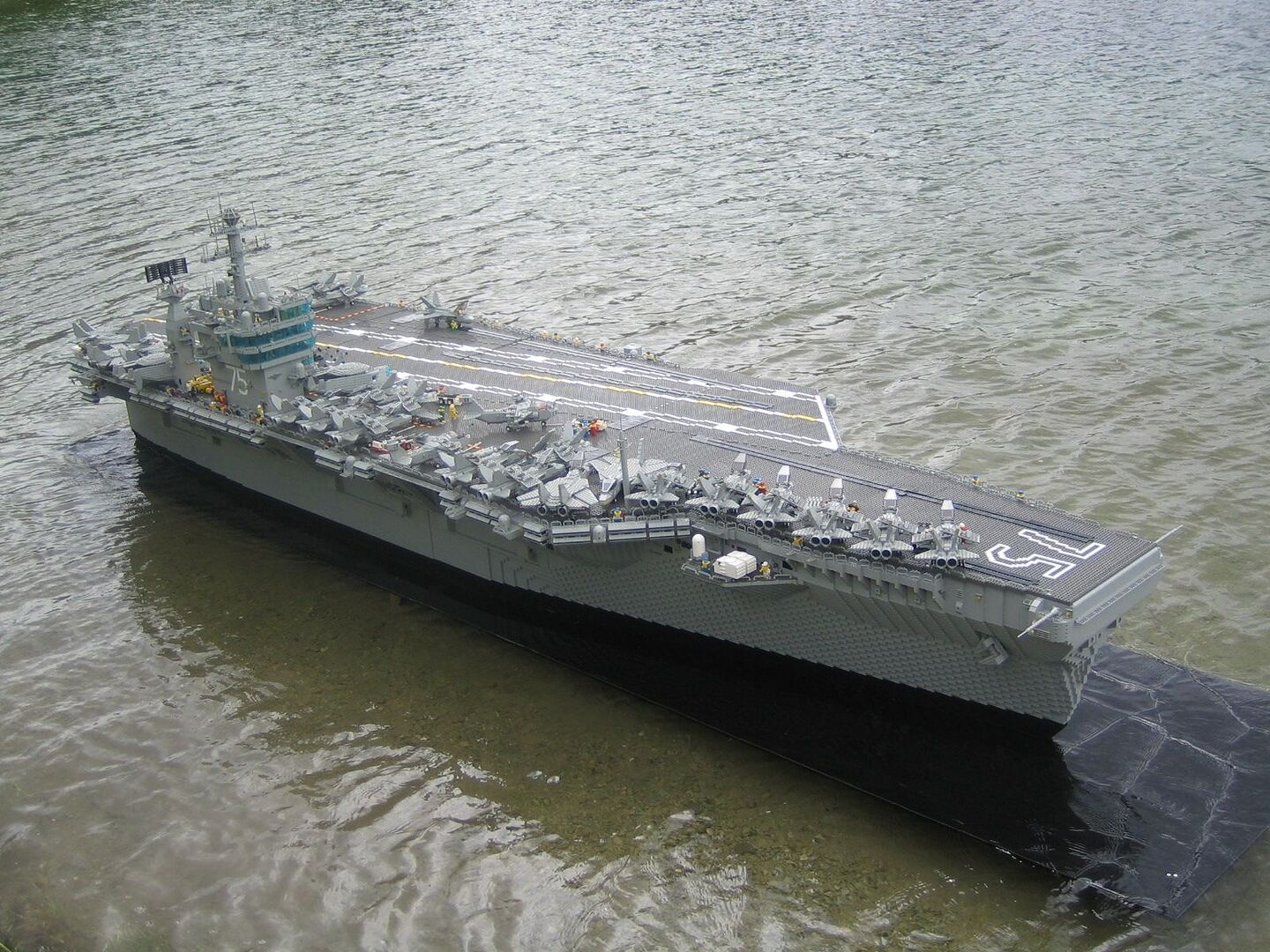02.jpg