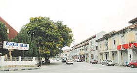 str_040627_2.jpg