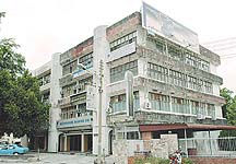 str_040627_4.jpg
