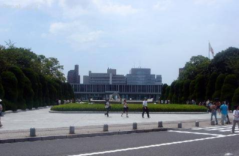日本——广岛和平纪念公园(原爆遗址 b.JPG