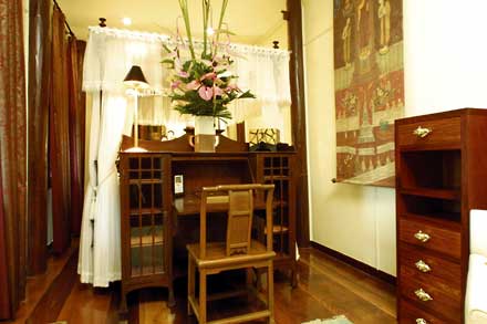 Thai-Suite-bedroom.jpg