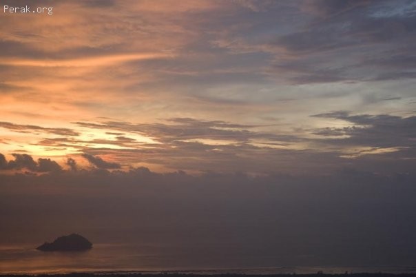n1051795679_49553_1272.jpg